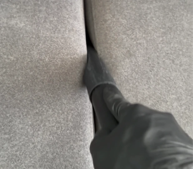 vacuum dirt
